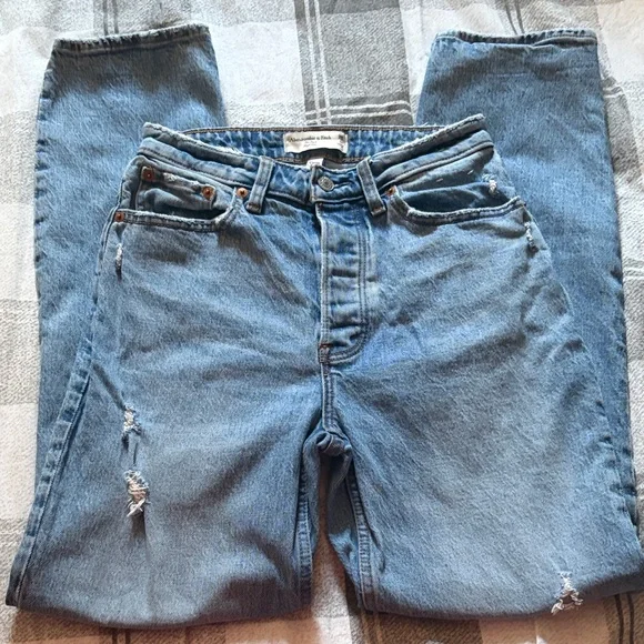 Abercrombie & Fitch The Dad High Rise Jean Size 25 Curve - Picture 2 of 5